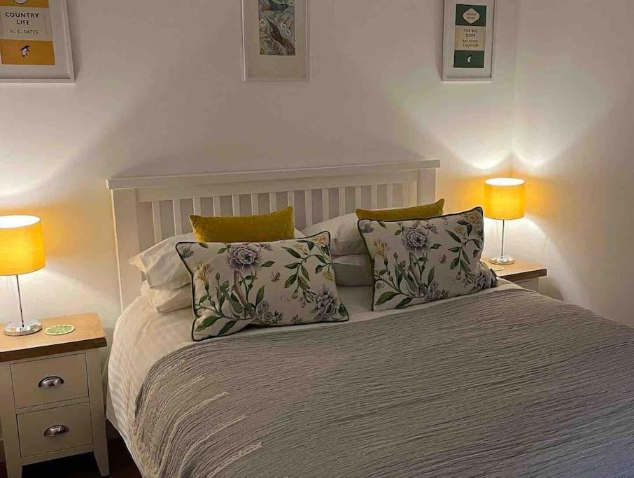 No5 At 53 - 2 Bed Apartment In Leek, Staffs Peak District ภายนอก รูปภาพ